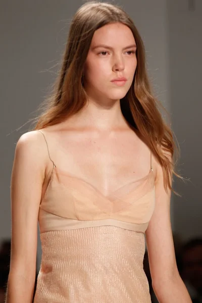 Look 2